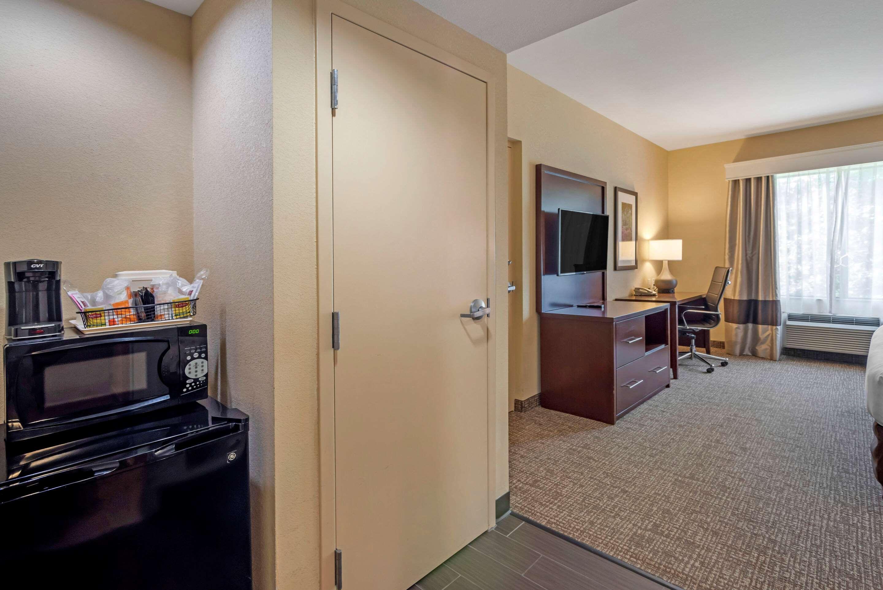 Comfort Suites Fredericksburg North Dış mekan fotoğraf