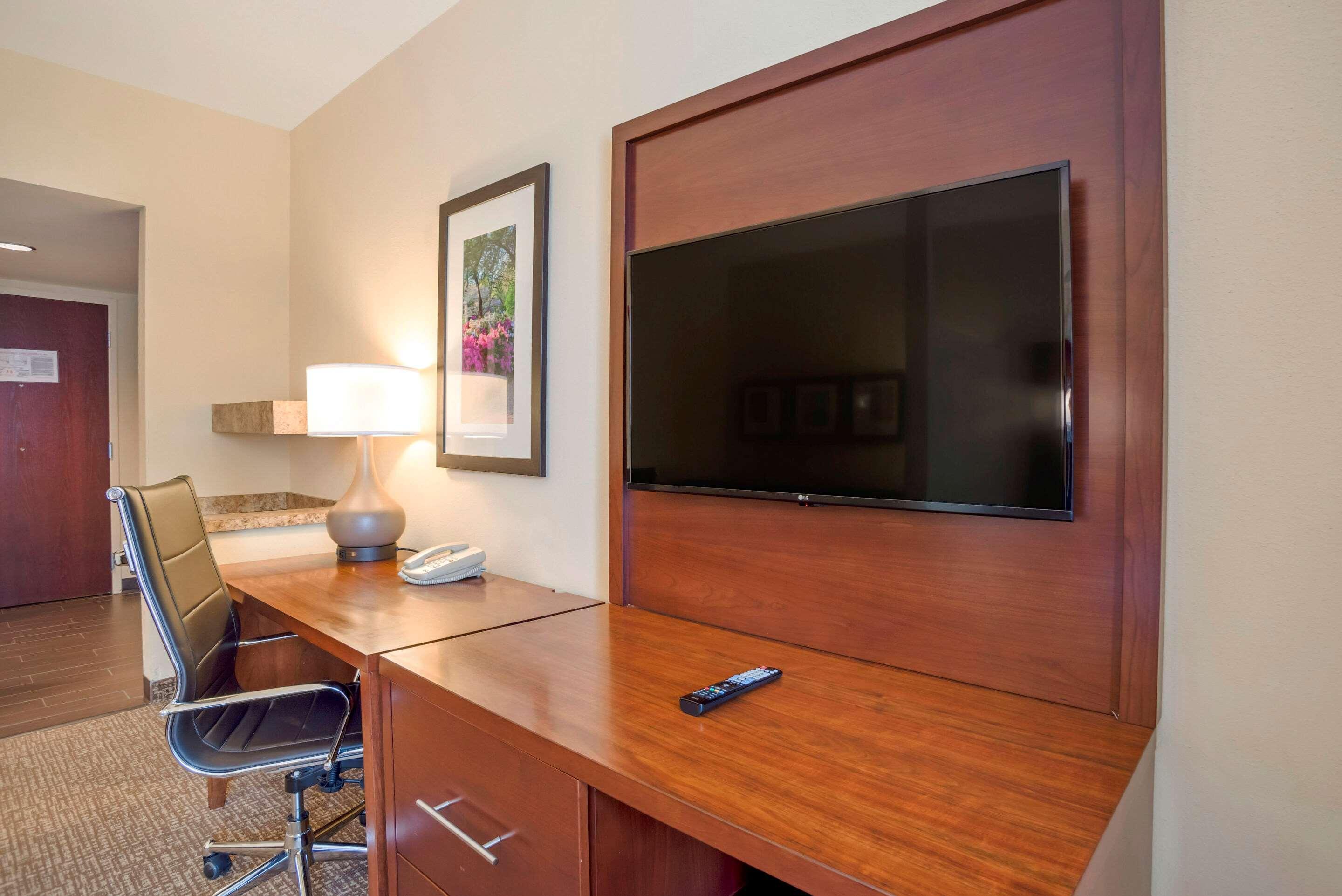 Comfort Suites Fredericksburg North Dış mekan fotoğraf