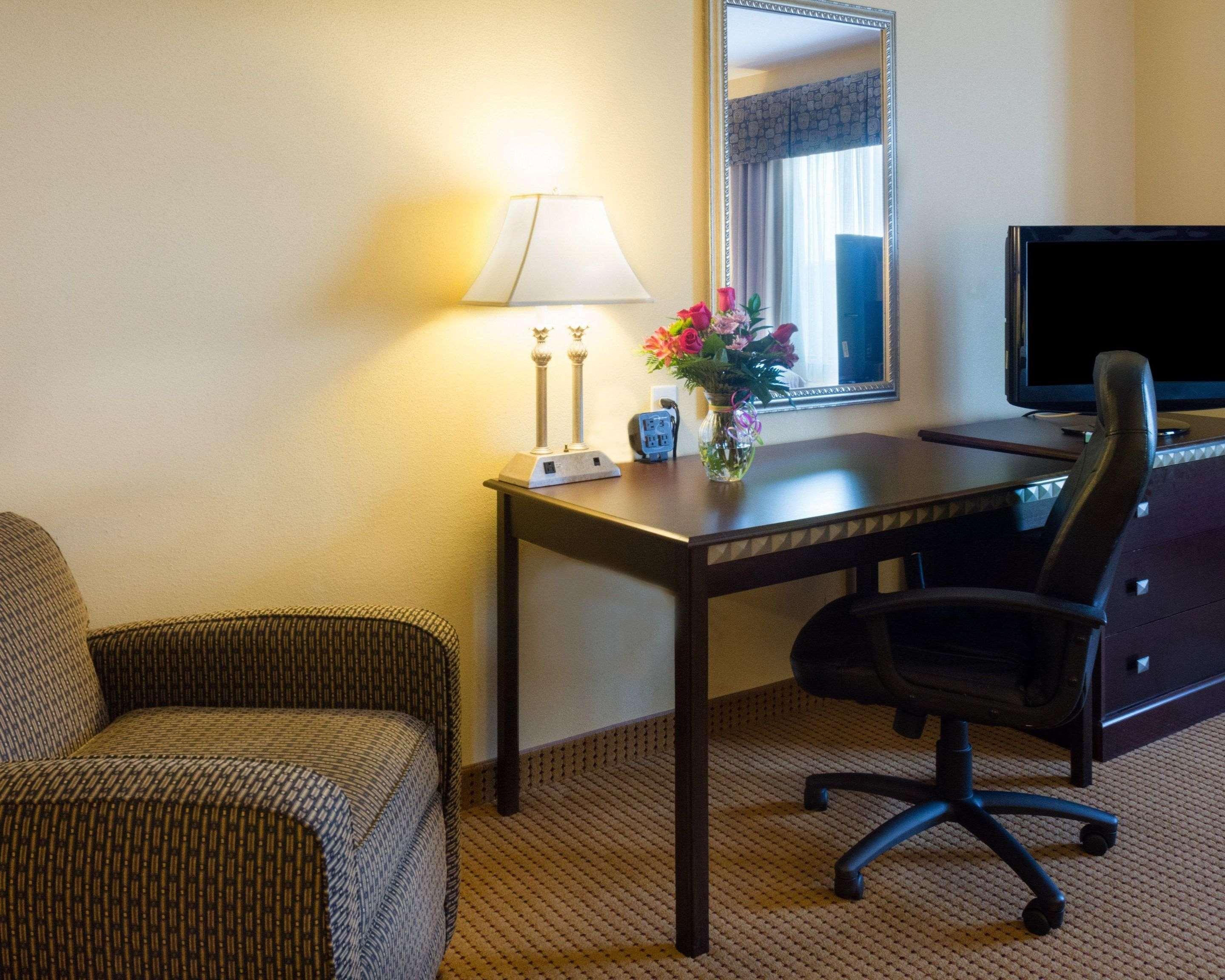 Comfort Suites Fredericksburg North Dış mekan fotoğraf