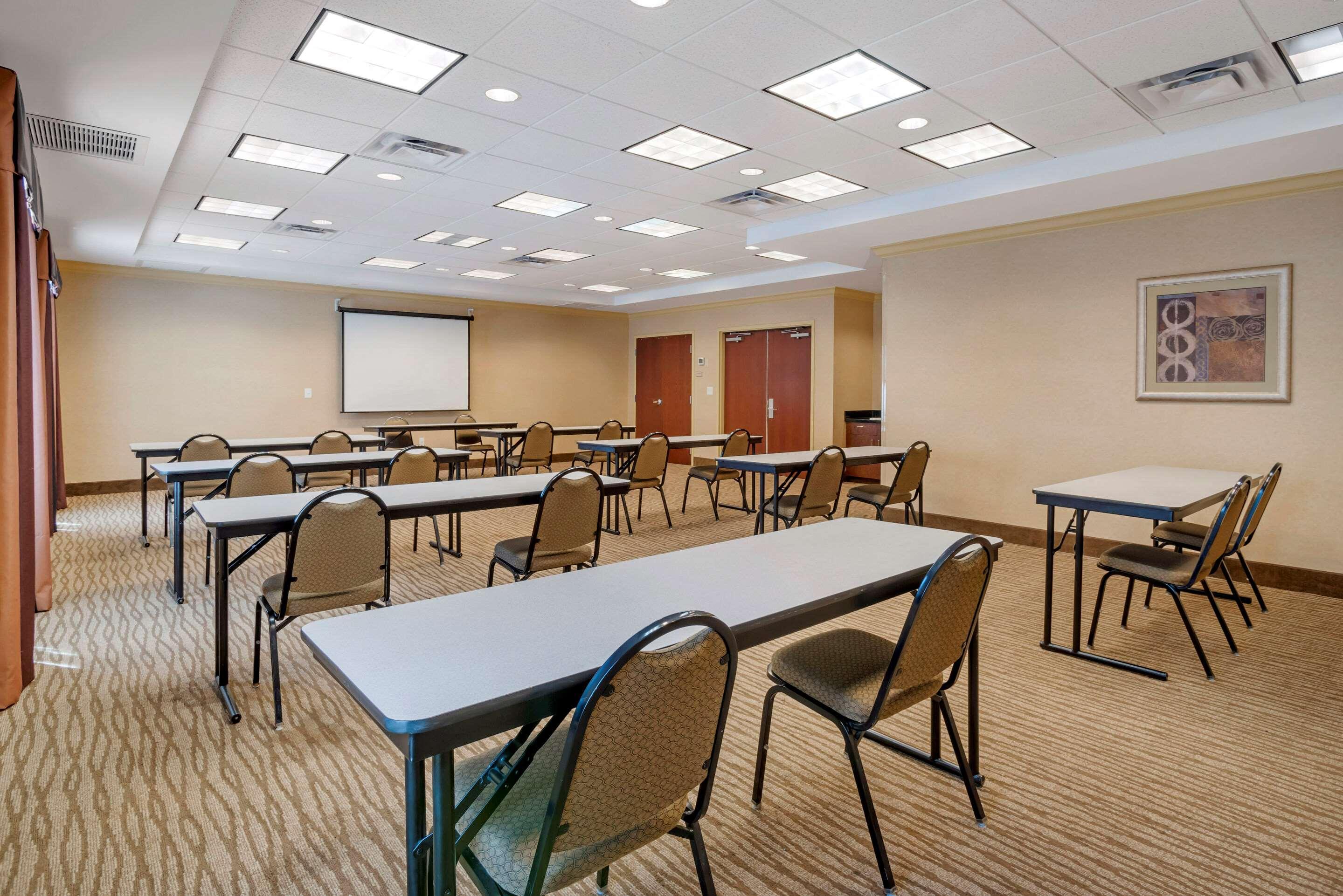 Comfort Suites Fredericksburg North Dış mekan fotoğraf